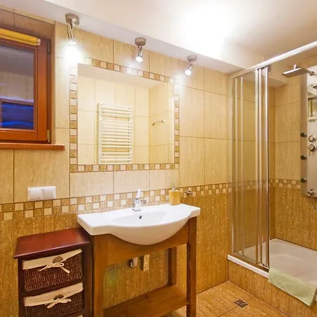 Roz W Miedzygorzu Проживание в семье