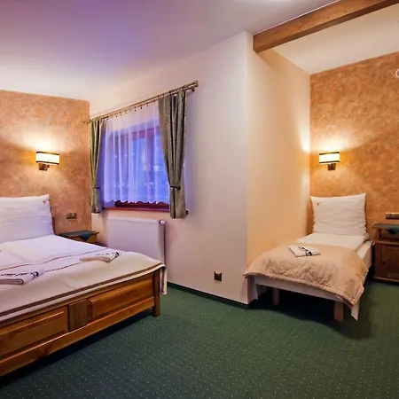 Roz W Miedzygorzu Homestay *